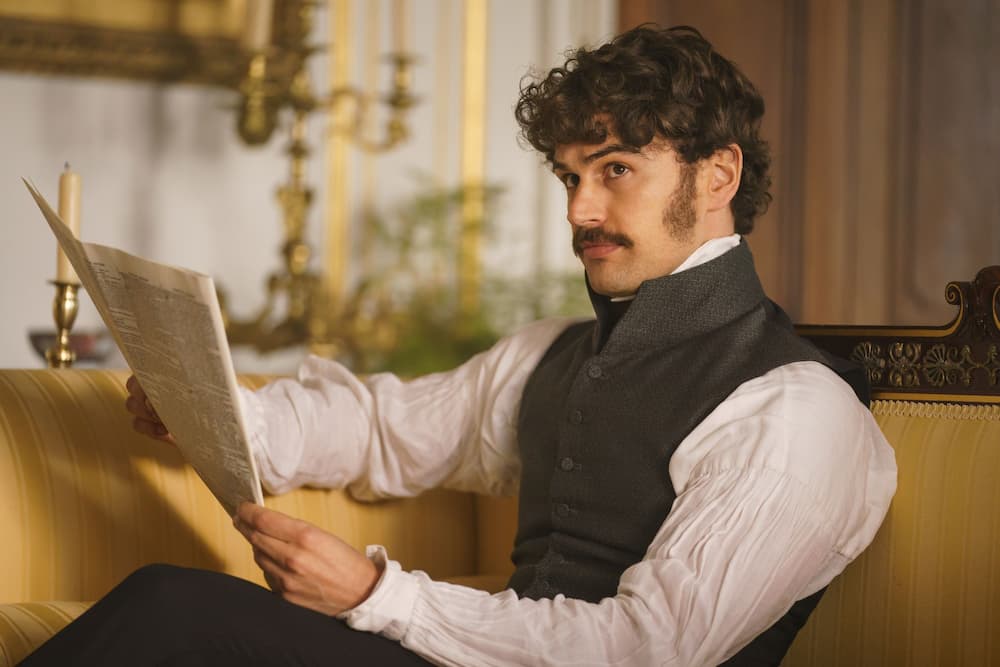 MR MALCOLMS LIST_STILL_009