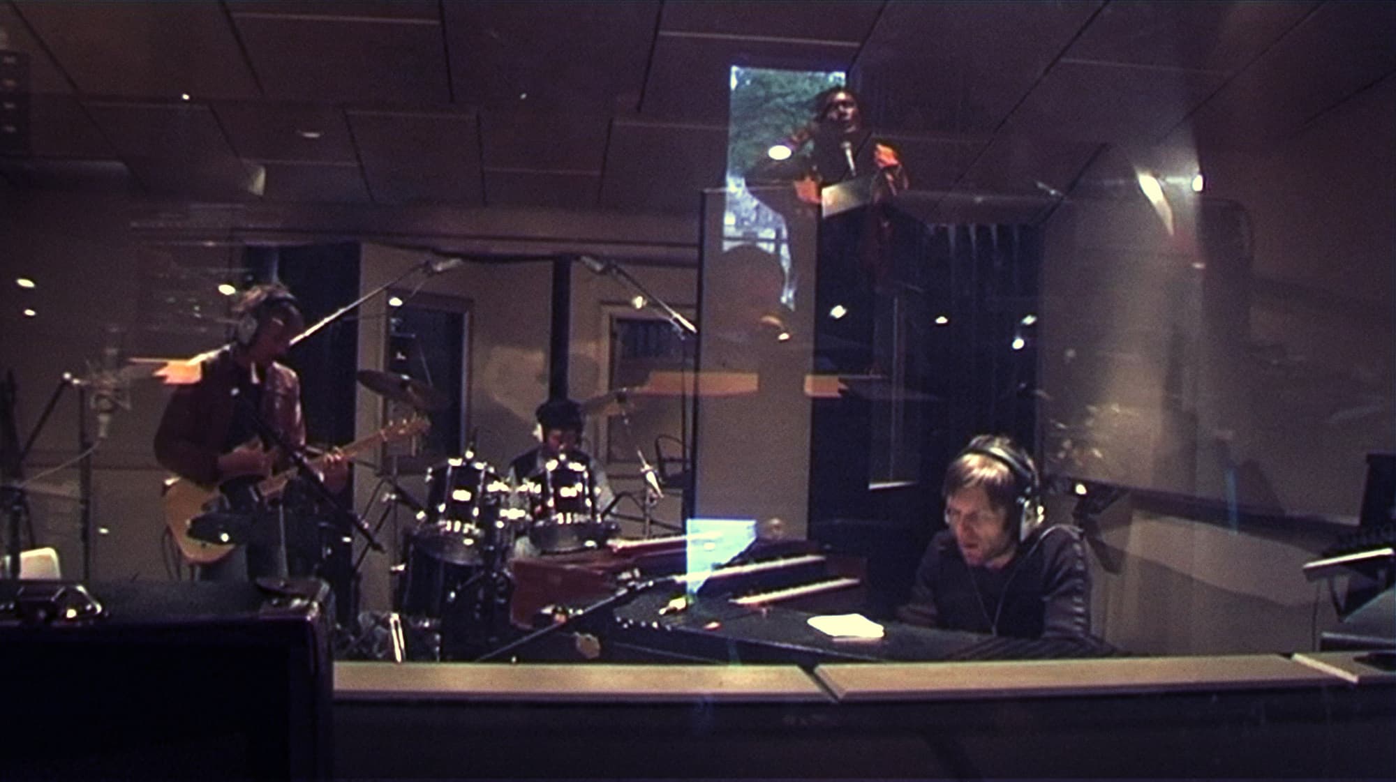 GJ_Pic19 Grace Studio Window