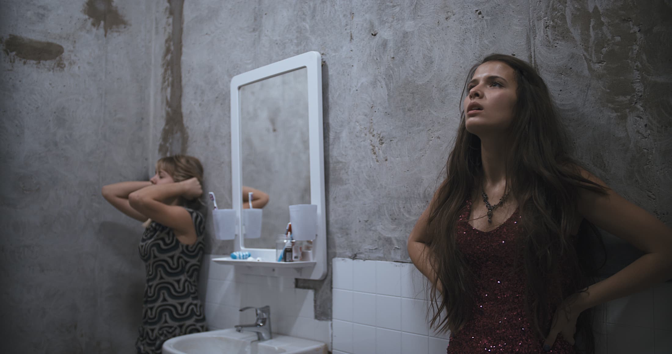 MNS_Lubov_Aksenova_&_Anastasia_Shalonko